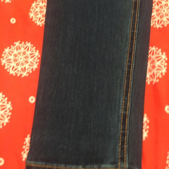 OLD NAVY SKINNY DENIM JEANS SZ 2 . Some stretch . Functional pockets. Zipper fly - Picture 2 of 13